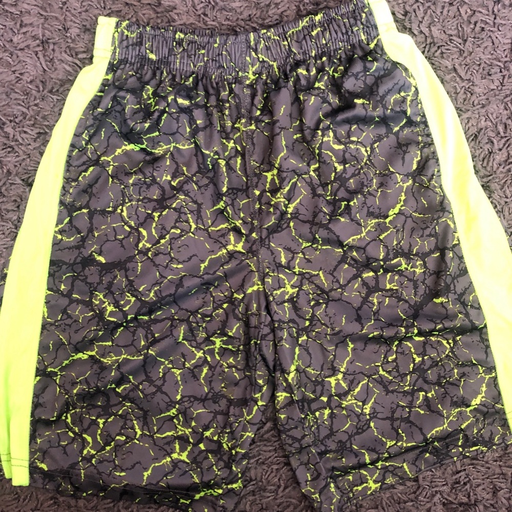 Energy Zone athletic shorts
